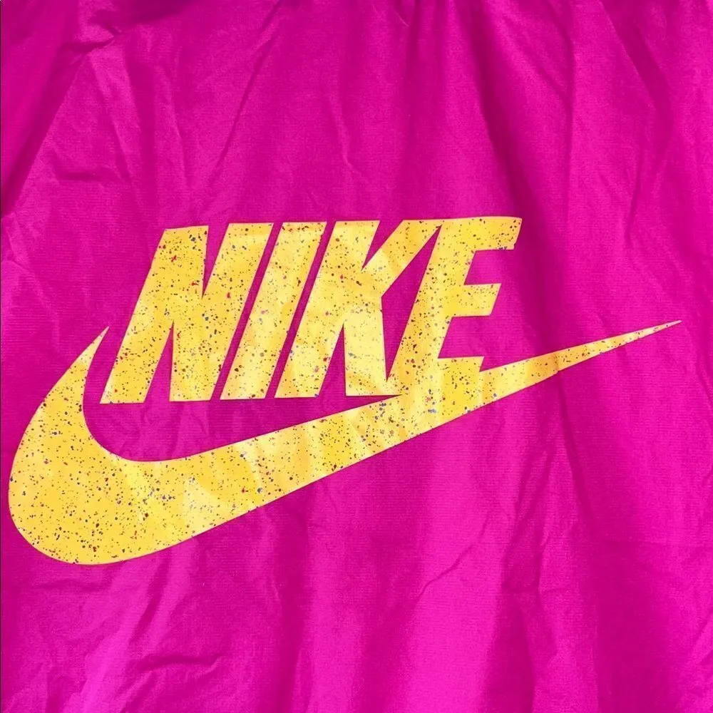 Nike Clash 1/2 Zip Lightweight Jacket